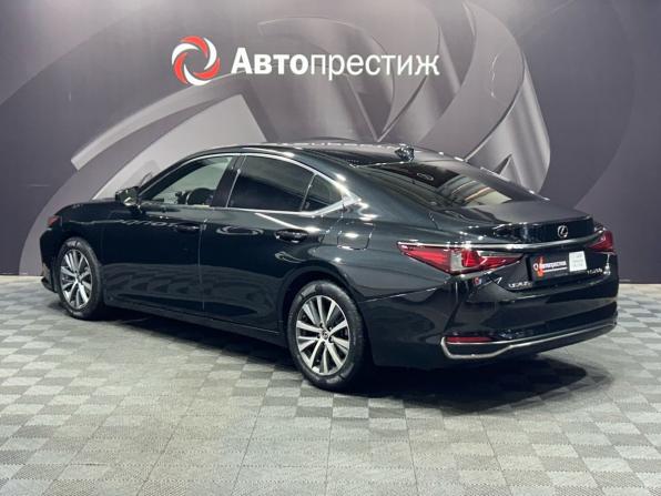 Lexus ES VII с пробегом 2019 года, цена 3 530 000 рублей, 131000 км, седан, Автокод Объявления
