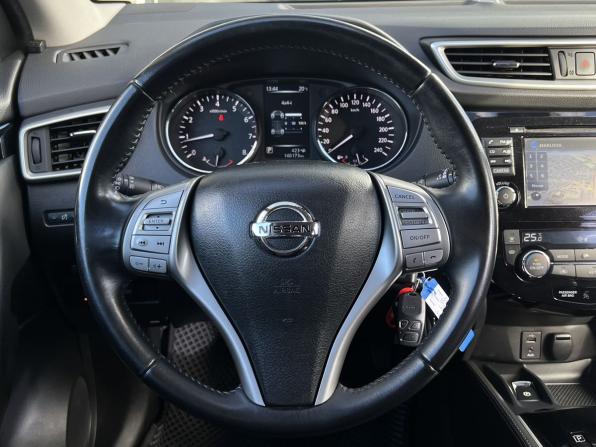 Nissan Qashqai II с пробегом 2016 года, цена 1 570 000 рублей, 140173 км, внедорожник, Автокод Объявления