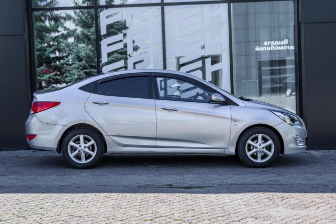 Hyundai Solaris I Рестайлинг с пробегом 2014 года, цена 820 000 рублей, 144774 км, седан, Автокод Объявления