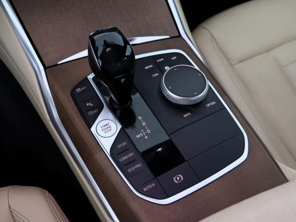 BMW 3 серии VII (G2x) с пробегом 2019 года, цена 3 750 000 рублей, 70806 км, седан, Автокод Объявления