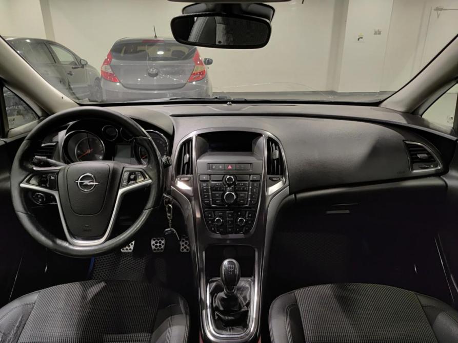 Opel Astra J Казань  - изображение 17