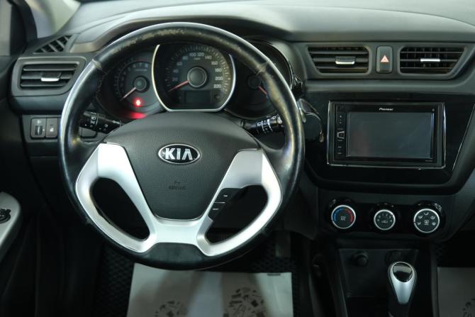 Kia Rio III Рестайлинг с пробегом 2015 года, цена 1 169 000 рублей, 120700 км, хэтчбек, Автокод Объявления