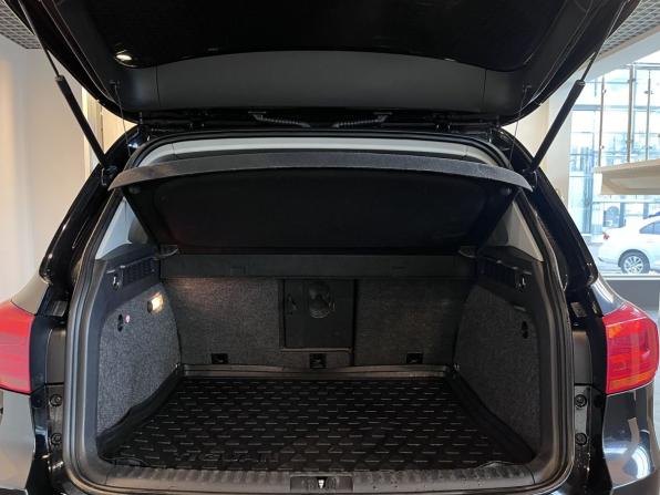 Volkswagen Tiguan I Рестайлинг с пробегом 2012 года, цена 1 452 000 рублей, 234830 км, внедорожник, Автокод Объявления