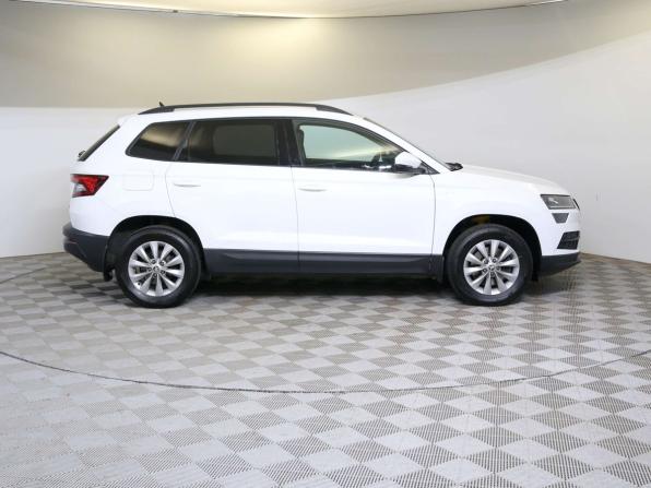 Skoda Karoq I с пробегом 2022 года, цена 2 650 000 рублей, 62845 км, внедорожник, Автокод Объявления