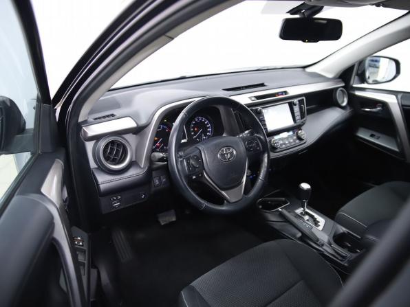 Toyota RAV4 IV (XA40) Рестайлинг с пробегом 2018 года, цена 2 750 000 рублей, 130819 км, внедорожник, Автокод Объявления