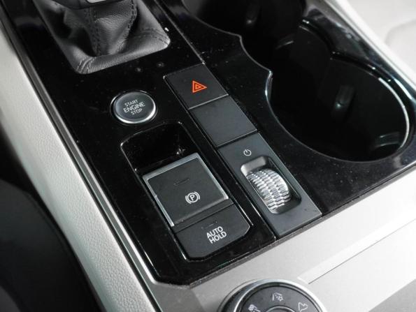 Volkswagen Touareg III с пробегом 2019 года, цена 4 949 000 рублей, 134236 км, внедорожник, Автокод Объявления