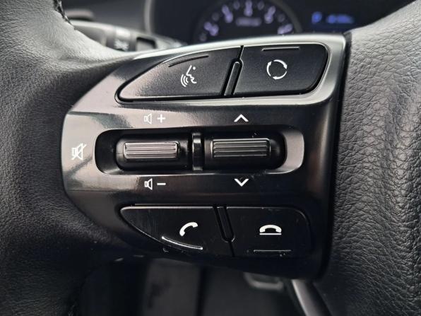 Kia Rio IV с пробегом 2019 года, цена 1 280 000 рублей, 155316 км, хэтчбек, Автокод Объявления