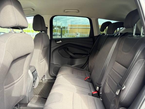 Ford Kuga II с пробегом 2015 года, цена 1 265 000 рублей, 160000 км, внедорожник, Автокод Объявления
