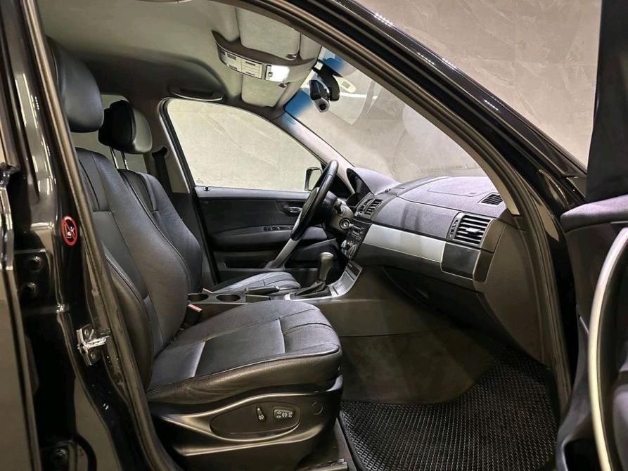 BMW X3 I (E83) Рестайлинг Новосибирск  - изображение 13