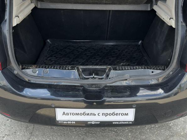 Renault Sandero II с пробегом 2015 года, цена 600 000 рублей, 176234 км, хэтчбек, Автокод Объявления