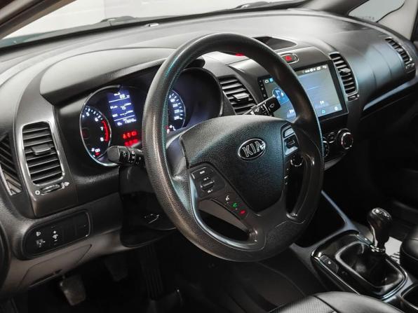 Kia Cerato III Рестайлинг (Classic) с пробегом 2017 года, цена 890 000 рублей, 175943 км, седан, Автокод Объявления
