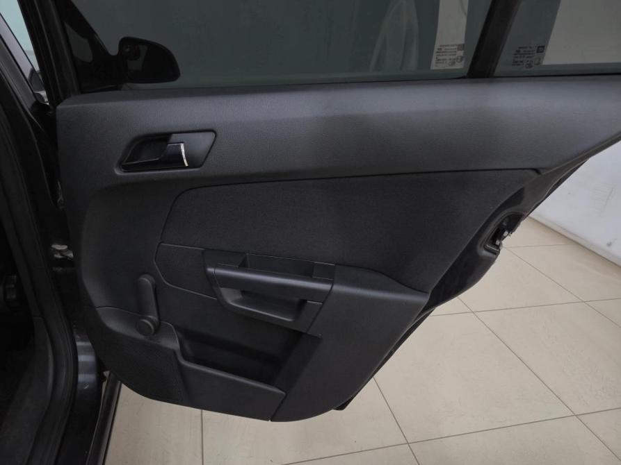 Opel Astra H Рестайлинг Альметьевск  - изображение 17