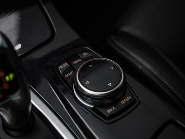 BMW 5 серии VI (F10/F11/F07) Рестайлинг с пробегом 2015 года, цена 1 849 000 рублей, 219295 км, седан, Автокод Объявления