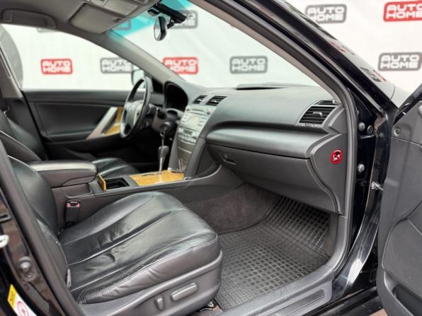 Toyota Camry VI (XV40) с пробегом 2007 года, цена 949 900 рублей, 380000 км, седан, Автокод Объявления
