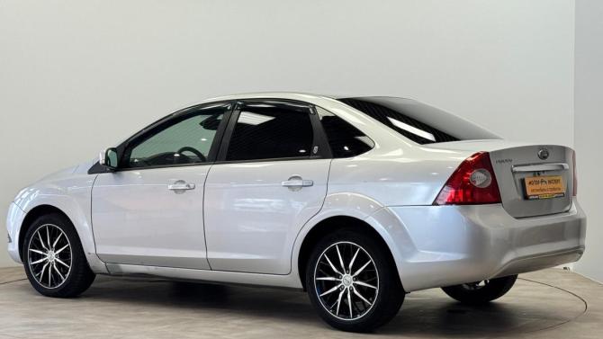 Ford Focus II Рестайлинг с пробегом 2008 года, цена 479 000 рублей, 230000 км, седан, Автокод Объявления