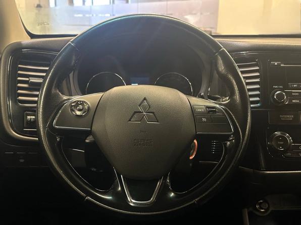 Mitsubishi Outlander III Рестайлинг 2 с пробегом 2016 года, цена 1 639 000 рублей, 177706 км, внедорожник, Автокод Объявления