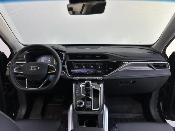 Geely Atlas Pro с пробегом 2023 года, цена 2 300 000 рублей, 36453 км, внедорожник, Автокод Объявления
