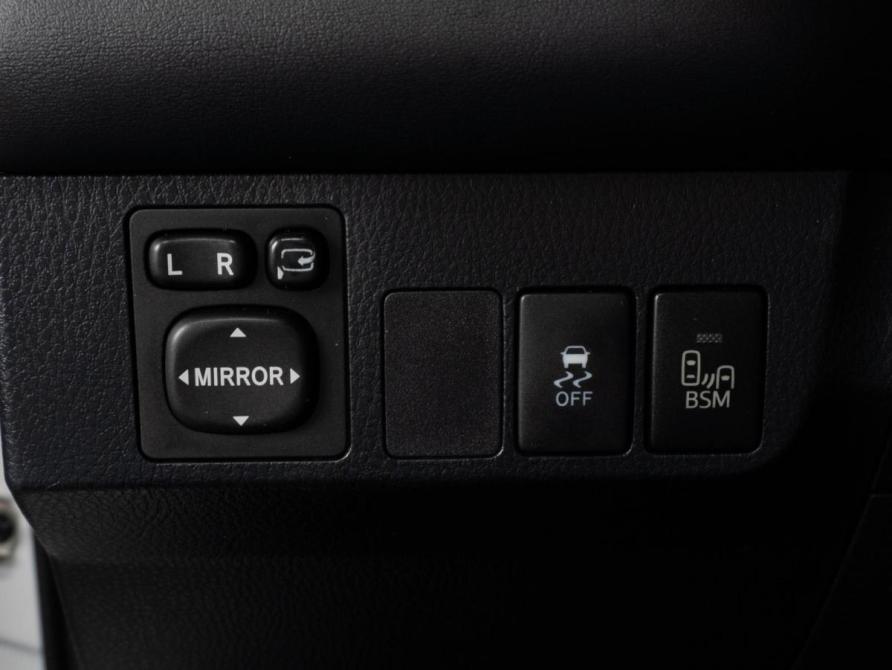 Toyota RAV4 IV (XA40) Тюмень  - изображение 19