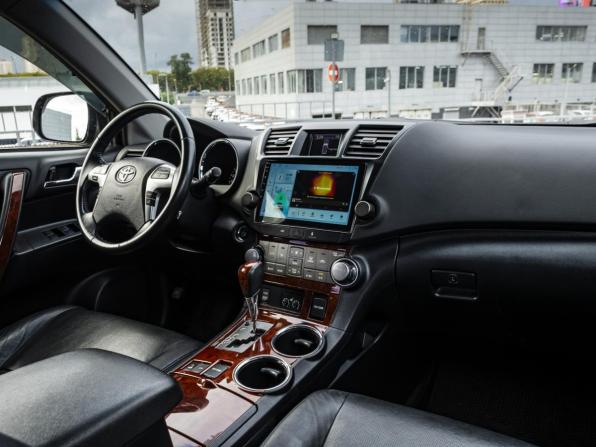 Toyota Highlander II (XU40) Рестайлинг с пробегом 2011 года, цена 1 999 000 рублей, 196079 км, внедорожник, Автокод Объявления