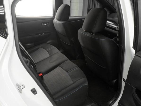 Nissan Leaf II (ZE1) с пробегом 2017 года, цена 1 659 000 рублей, 149593 км, хэтчбек, Автокод Объявления
