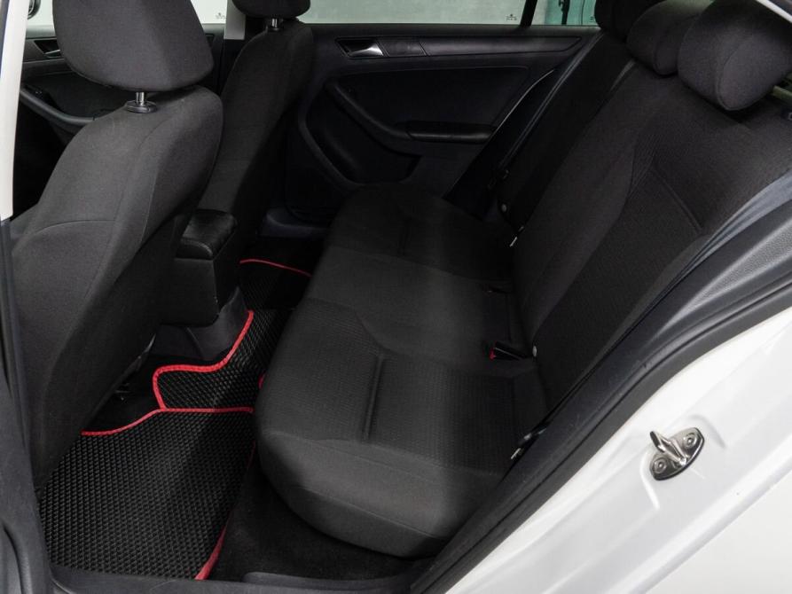 Volkswagen Jetta VI Рестайлинг Тюмень  - изображение 14