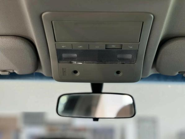 Opel Antara I Рестайлинг с пробегом 2012 года, цена 1 095 000 рублей, 172040 км, внедорожник, Автокод Объявления