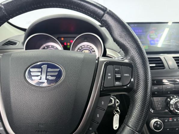 FAW Besturn X80 I Рестайлинг с пробегом 2018 года, цена 979 000 рублей, 135890 км, внедорожник, Автокод Объявления