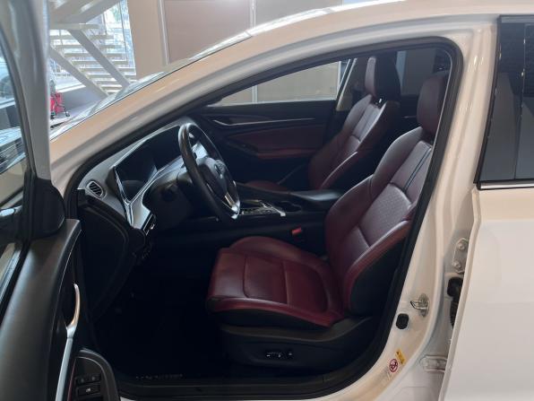 Changan Eado Plus с пробегом 2023 года, цена 1 700 000 рублей, 71477 км, седан, Автокод Объявления