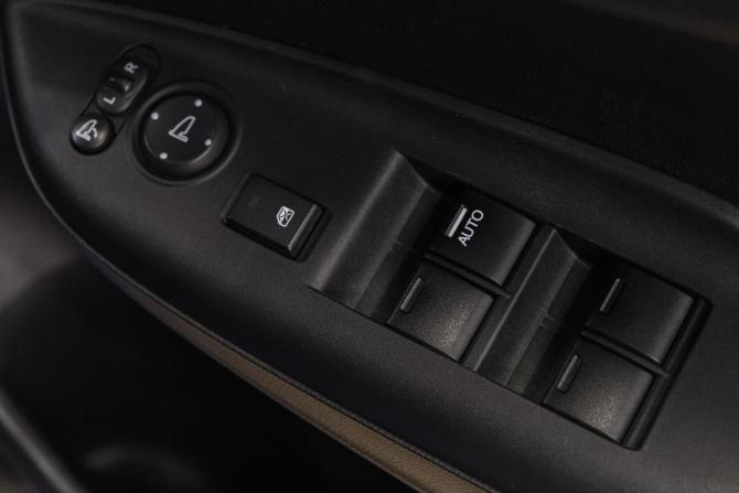 Honda Fit III с пробегом 2014 года, цена 999 000 рублей, 133000 км, хэтчбек, Автокод Объявления