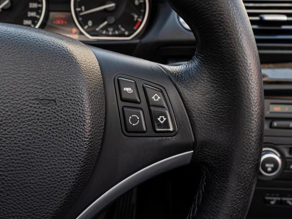 BMW 1 серии I (E81/E82/E87/E88) Рестайлинг с пробегом 2008 года, цена 1 595 000 рублей, 99567 км, кабриолет, Автокод Объявления