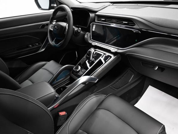 Geely Atlas Pro с пробегом 2022 года, цена 1 945 000 рублей, 80978 км, внедорожник, Автокод Объявления