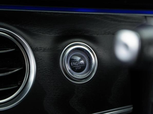 Mercedes-Benz E-Класс V (W213 S213 C238) с пробегом 2019 года, цена 3 099 050 рублей, 42320 км, седан, Автокод Объявления