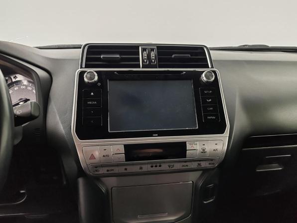 Toyota Land Cruiser Prado 150 Series Рестайлинг 2 с пробегом 2018 года, цена 3 999 000 рублей, 188107 км, внедорожник, Автокод Объявления