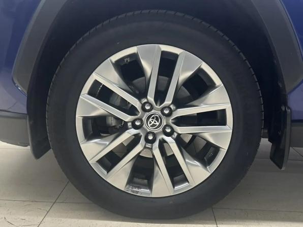 Toyota RAV4 V (XA50) с пробегом 2021 года, цена 3 075 000 рублей, 127000 км, внедорожник, Автокод Объявления