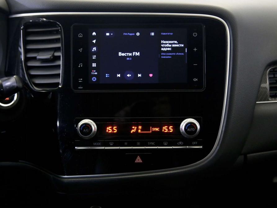 Mitsubishi Outlander III Рестайлинг 3 Санкт-Петербург  - изображение 16