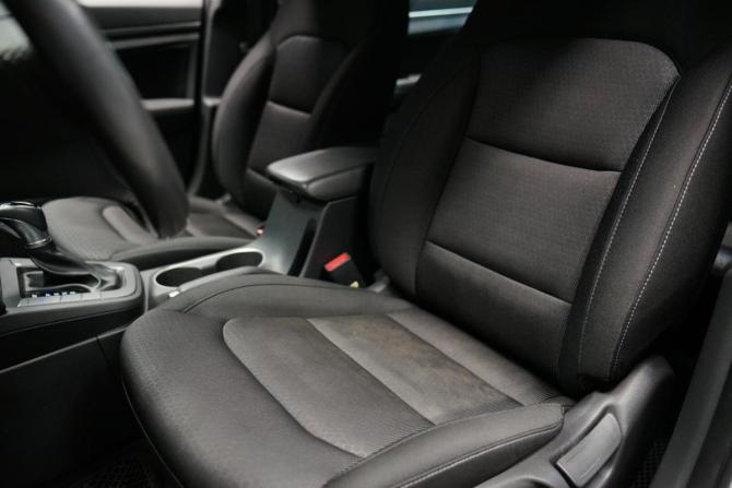 Hyundai Elantra VI (AD) с пробегом 2016 года, цена 1 640 000 рублей, 83000 км, седан, Автокод Объявления