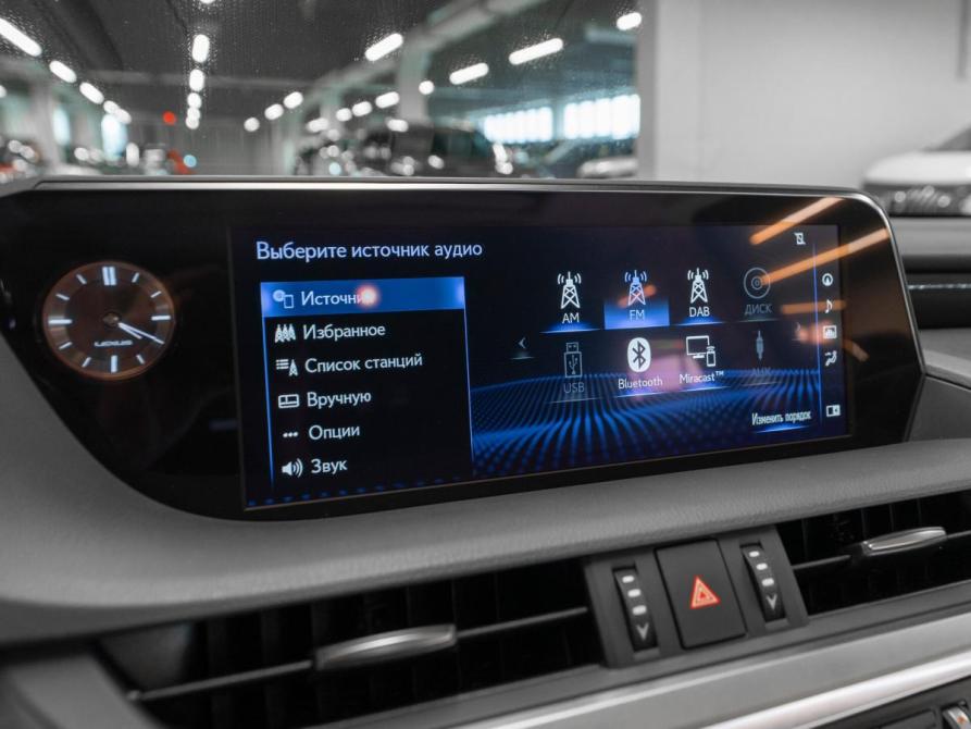 Lexus ES VII Москва  - изображение 27