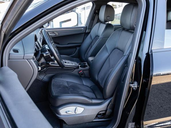 Porsche Macan I Рестайлинг с пробегом 2018 года, цена 3 729 000 рублей, 88256 км, внедорожник, Автокод Объявления