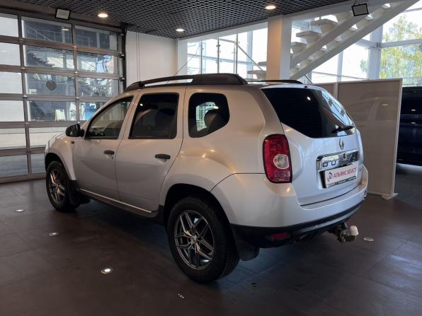 Renault Duster I с пробегом 2014 года, цена 1 035 000 рублей, 111040 км, внедорожник, Автокод Объявления