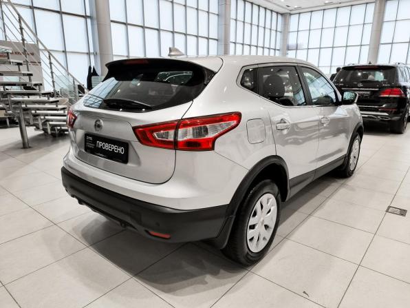 Nissan Qashqai II с пробегом 2017 года, цена 1 650 000 рублей, 73298 км, внедорожник, Автокод Объявления