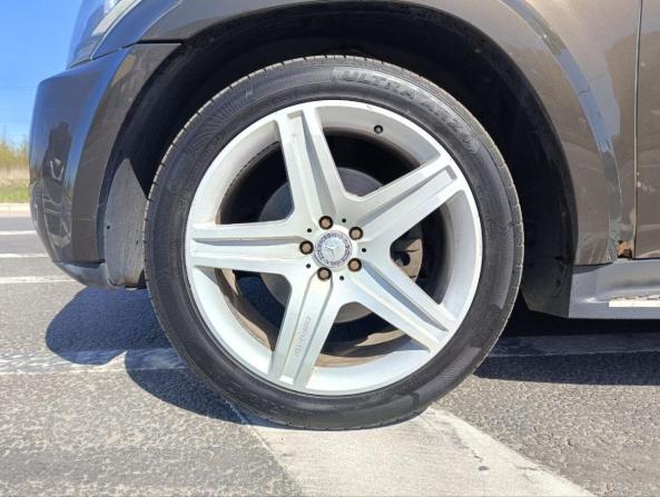 Mercedes-Benz GL-Класс I (X164) Рестайлинг с пробегом 2012 года, цена 2 199 000 рублей, 197000 км, внедорожник, Автокод Объявления