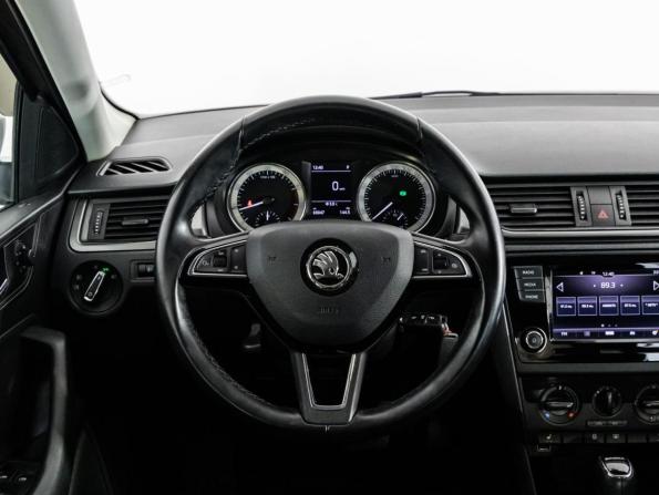 Skoda Rapid I Рестайлинг с пробегом 2018 года, цена 1 599 000 рублей, 69046 км, лифтбек, Автокод Объявления