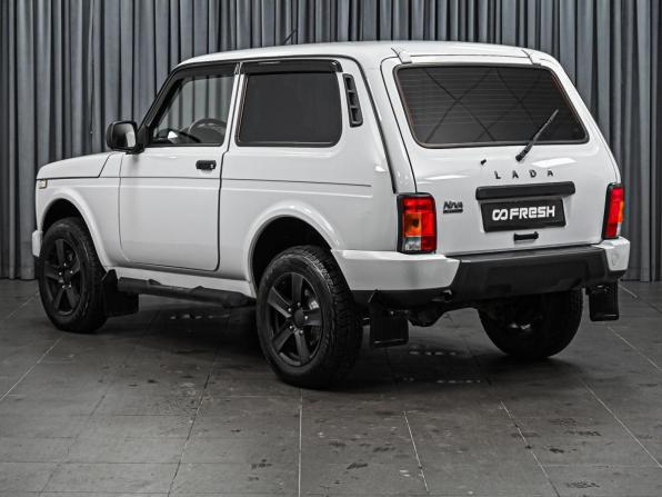 Lada (ВАЗ) Niva Legend I с пробегом 2025 года, цена 949 000 рублей, 5563 км, внедорожник, Автокод Объявления