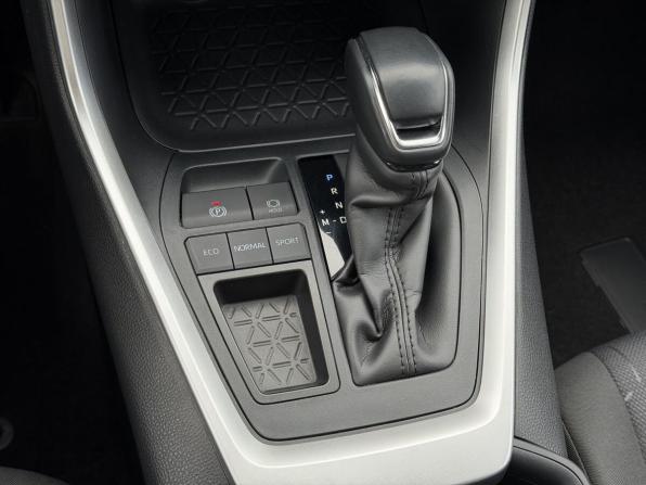 Toyota RAV4 V (XA50) с пробегом 2020 года, цена 3 050 000 рублей, 32218 км, внедорожник, Автокод Объявления