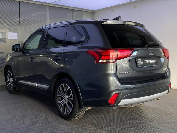 Mitsubishi Outlander III Рестайлинг 2 с пробегом 2018 года, цена 1 980 000 рублей, 75000 км, внедорожник, Автокод Объявления