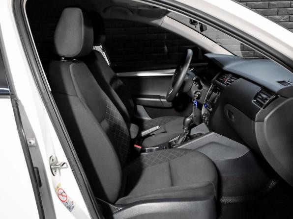 Skoda Octavia III (A7) Рестайлинг с пробегом 2019 года, цена 1 480 000 рублей, 171092 км, лифтбек, Автокод Объявления