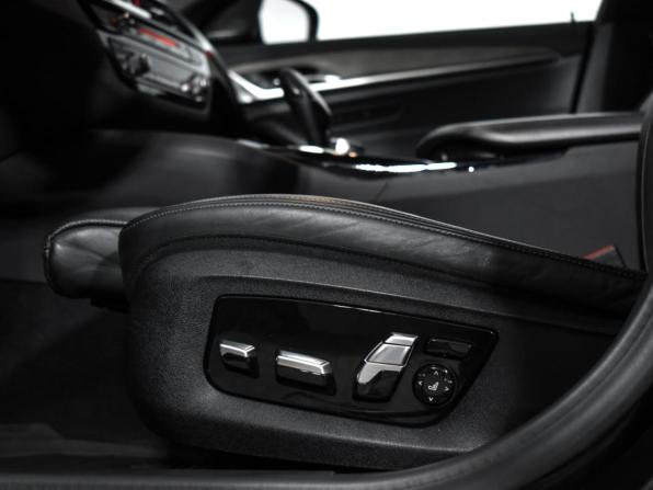 BMW 5 серии VII (G30/G31/G38) с пробегом 2019 года, цена 3 899 000 рублей, 124555 км, седан, Автокод Объявления