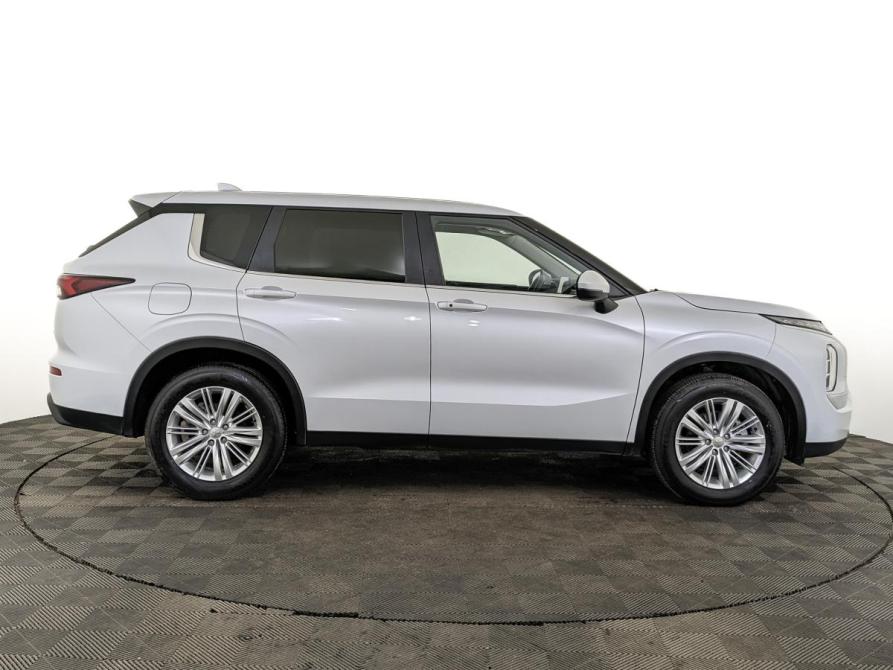Mitsubishi Outlander IV Москва  - изображение 4