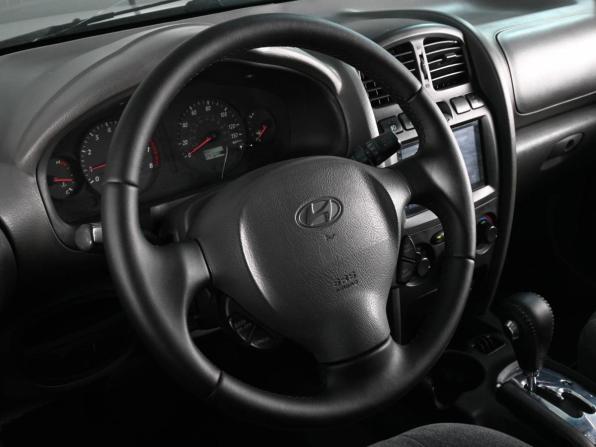 Hyundai Santa Fe I с пробегом 2004 года, цена 689 000 рублей, 247083 км, внедорожник, Автокод Объявления