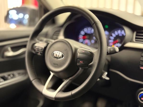Kia Rio IV с пробегом 2017 года, цена 995 000 рублей, 168000 км, седан, Автокод Объявления